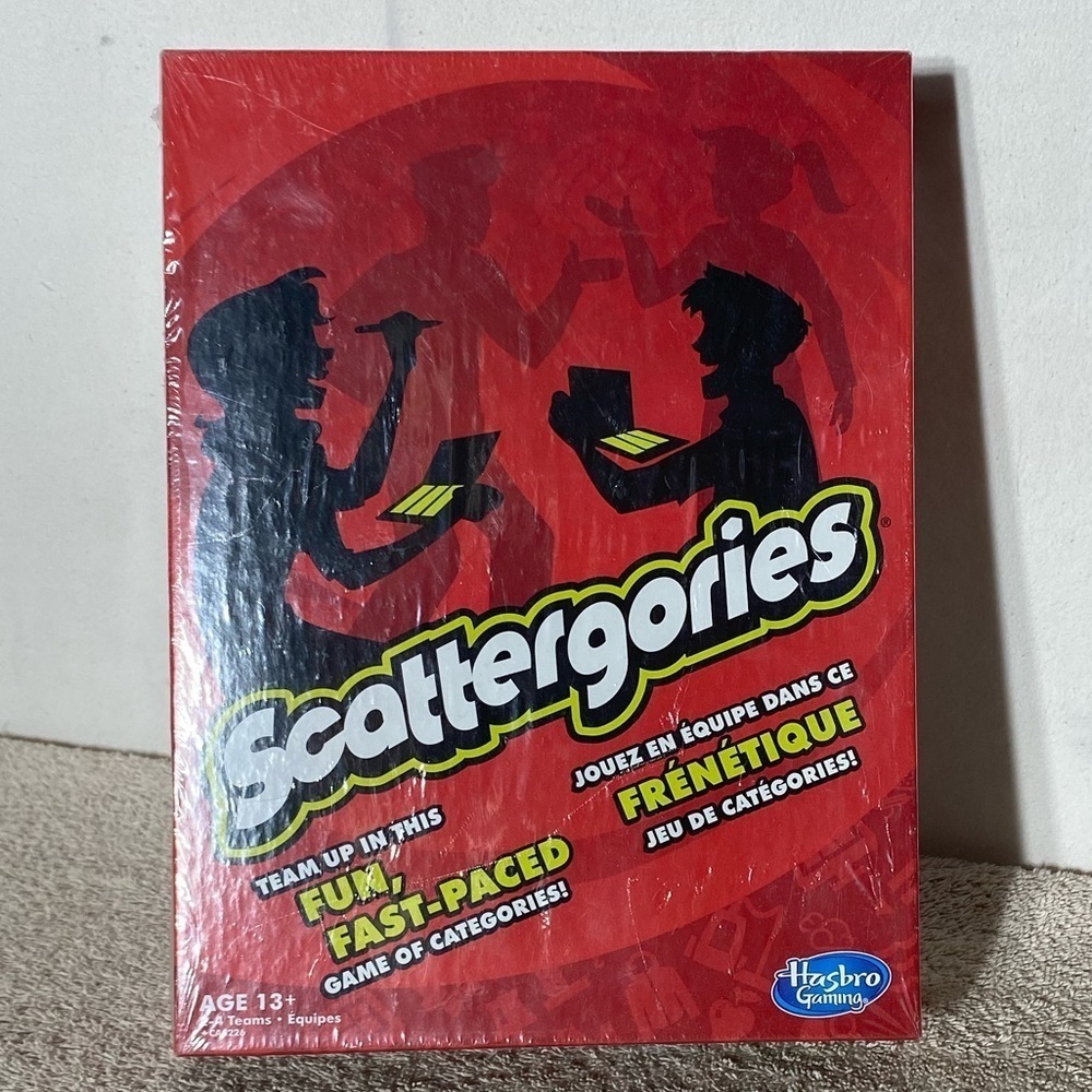 Hasbro Gaming Scattergories Game